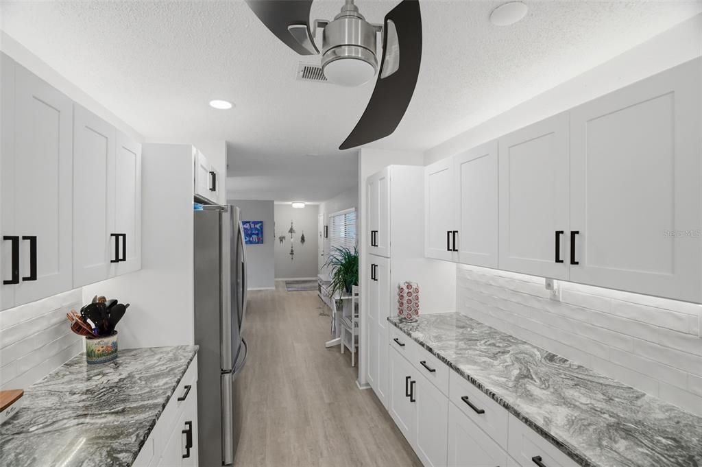 En Venta: $265,000 (3 camas, 2 baños, 1305 Pies cuadrados)