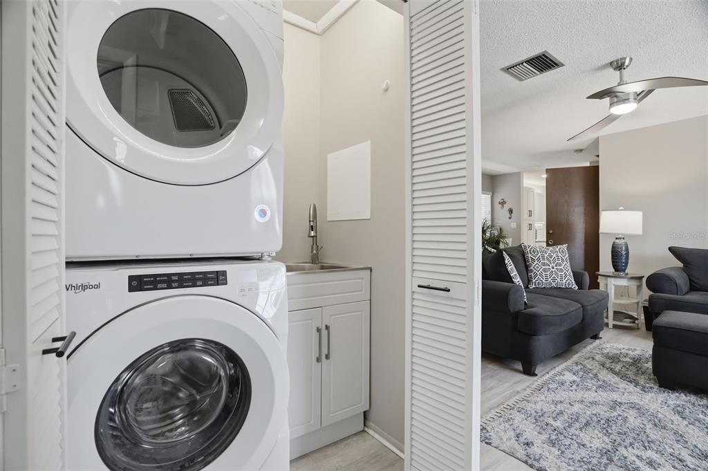En Venta: $265,000 (3 camas, 2 baños, 1305 Pies cuadrados)