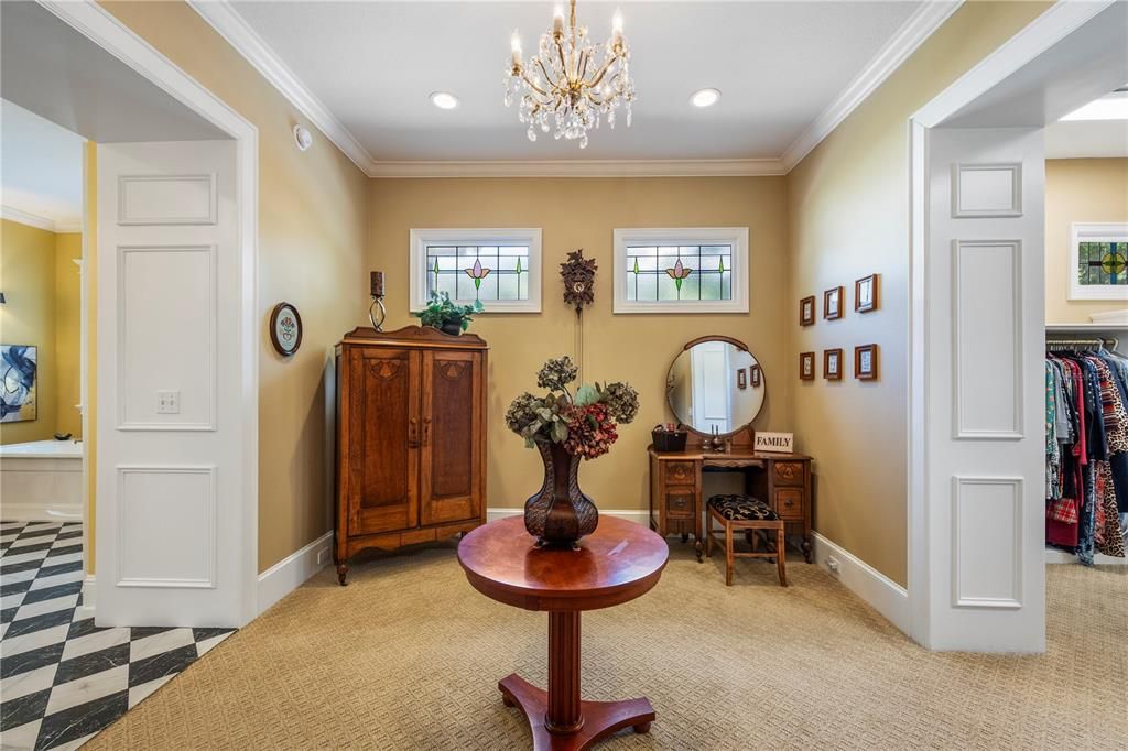 For Sale: $1,999,000 (4 beds, 4 baths, 5780 Square Feet)