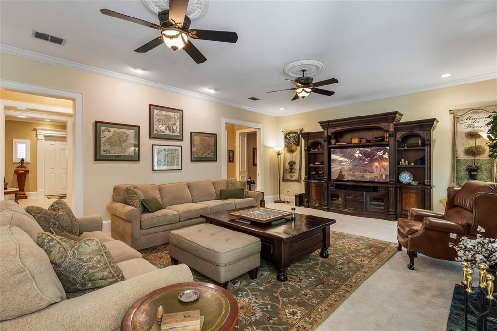 For Sale: $1,999,000 (4 beds, 4 baths, 5780 Square Feet)