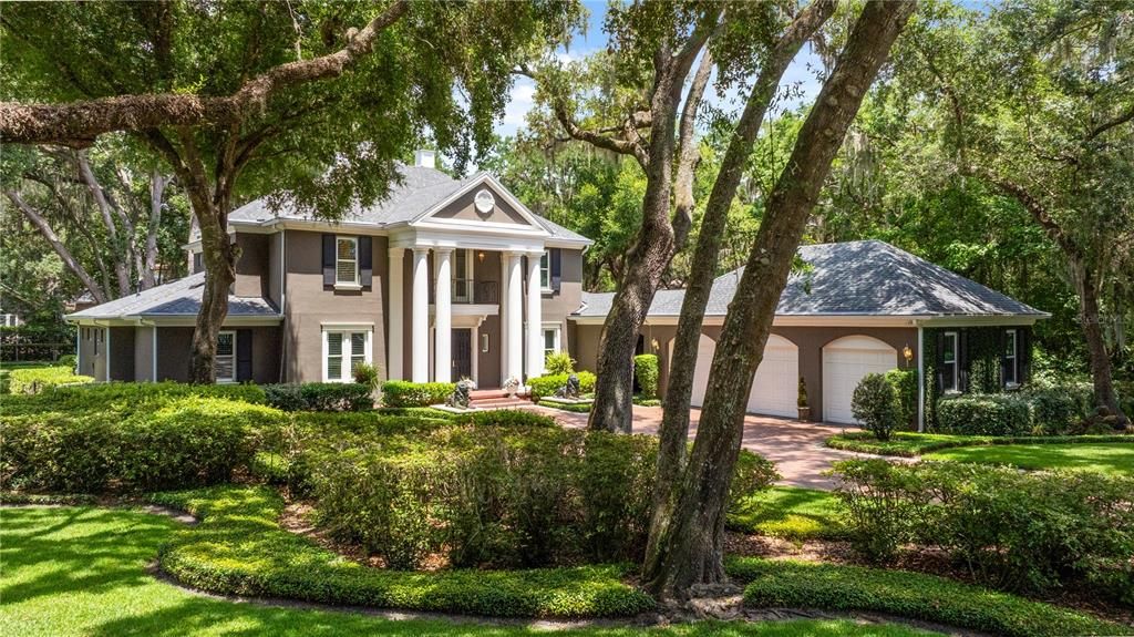 For Sale: $1,999,000 (4 beds, 4 baths, 5780 Square Feet)
