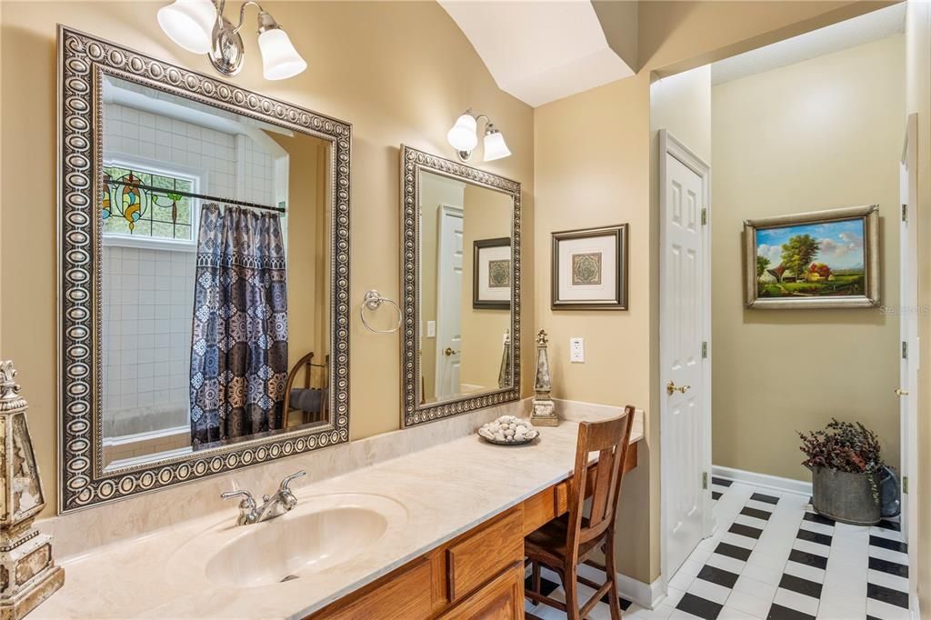For Sale: $1,999,000 (4 beds, 4 baths, 5780 Square Feet)
