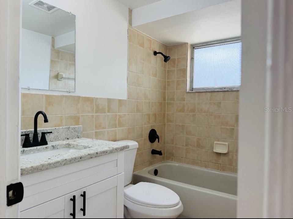 En Venta: $259,900 (3 camas, 2 baños, 1532 Pies cuadrados)