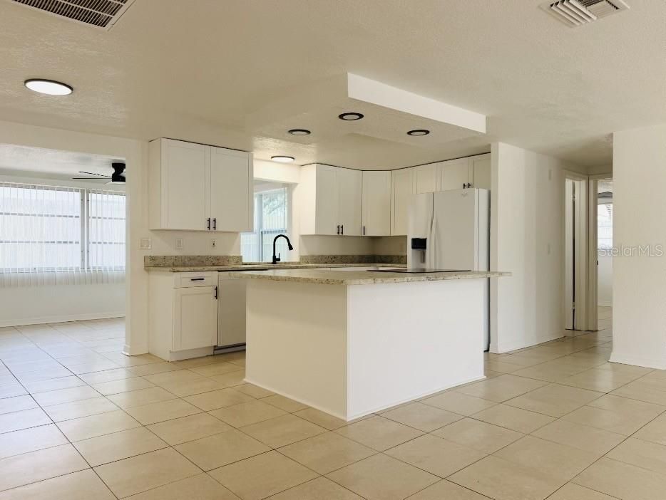 En Venta: $259,900 (3 camas, 2 baños, 1532 Pies cuadrados)