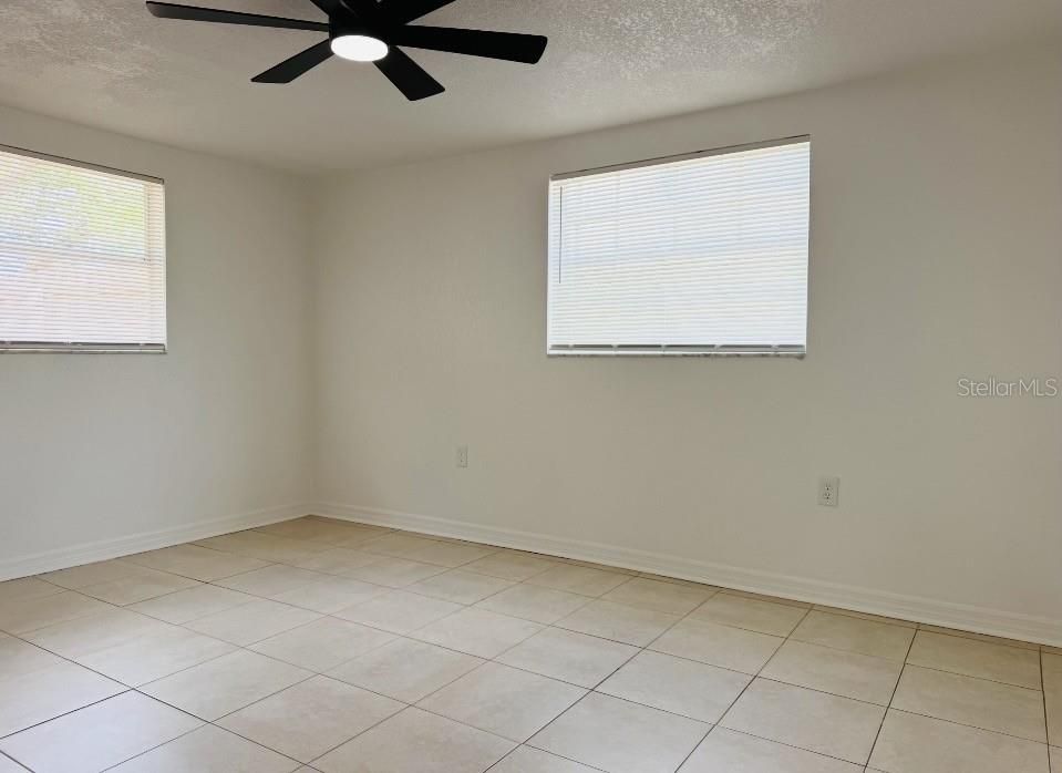 En Venta: $259,900 (3 camas, 2 baños, 1532 Pies cuadrados)
