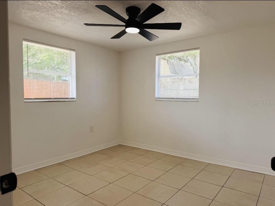 En Venta: $259,900 (3 camas, 2 baños, 1532 Pies cuadrados)