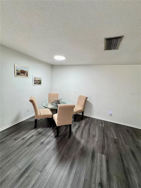 En Venta: $175,000 (2 camas, 1 baños, 1143 Pies cuadrados)