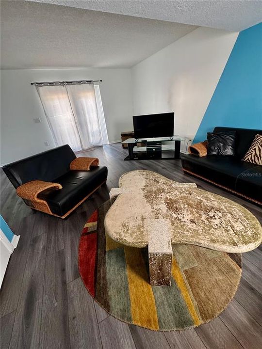 En Venta: $175,000 (2 camas, 1 baños, 1143 Pies cuadrados)