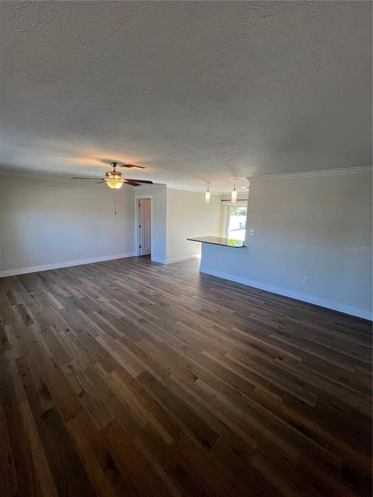 For Rent: $1,750 (2 beds, 1 baths, 1020 Square Feet)