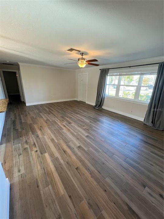 For Rent: $1,750 (2 beds, 1 baths, 1020 Square Feet)