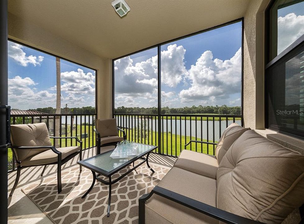 For Rent: $2,200 (2 beds, 2 baths, 1104 Square Feet)