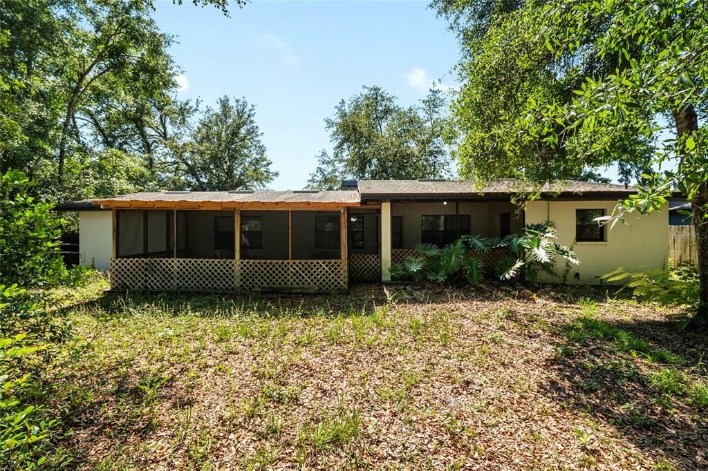 For Sale: $289,000 (2 beds, 2 baths, 1378 Square Feet)