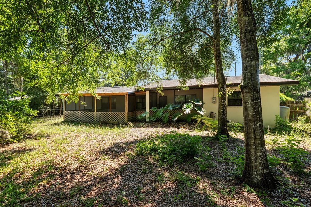 For Sale: $289,000 (2 beds, 2 baths, 1378 Square Feet)
