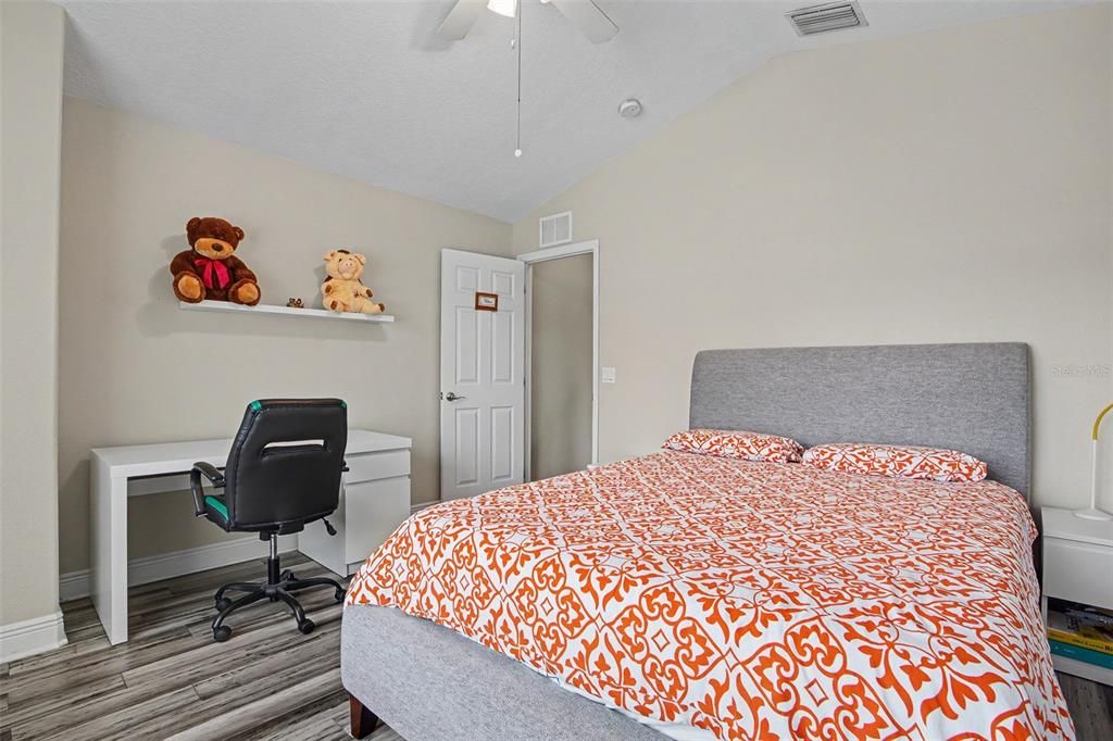 For Sale: $395,000 (3 beds, 2 baths, 1700 Square Feet)