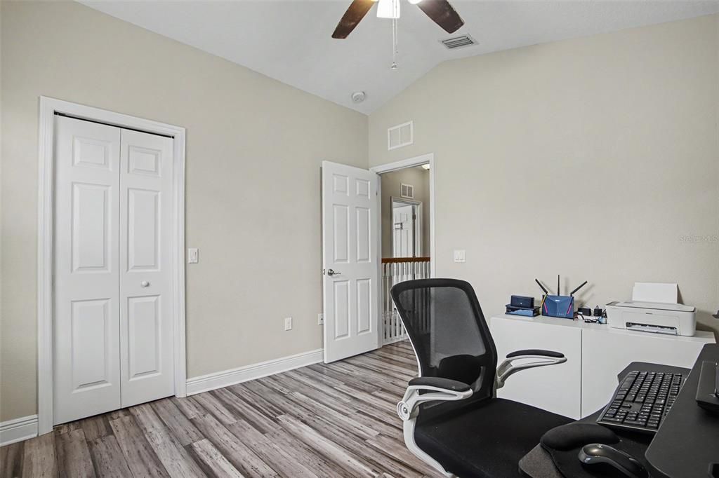 For Sale: $395,000 (3 beds, 2 baths, 1700 Square Feet)