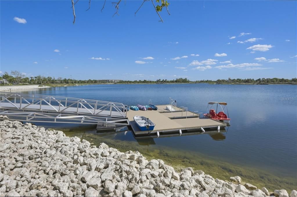 For Sale: $369,000 (2 beds, 2 baths, 1687 Square Feet)