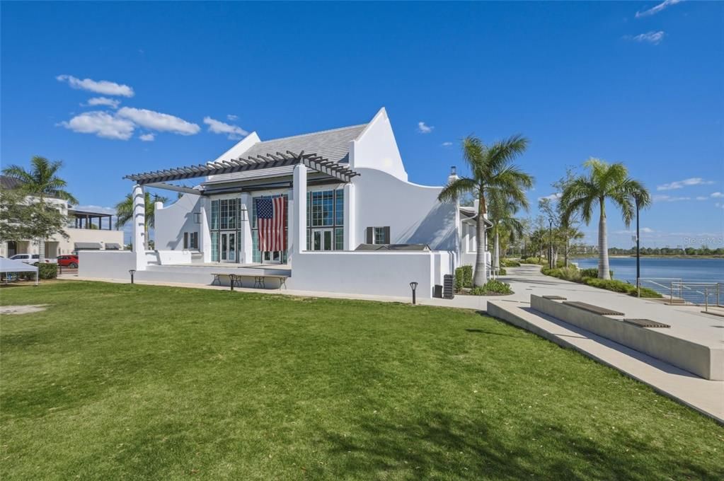 For Sale: $369,000 (2 beds, 2 baths, 1687 Square Feet)
