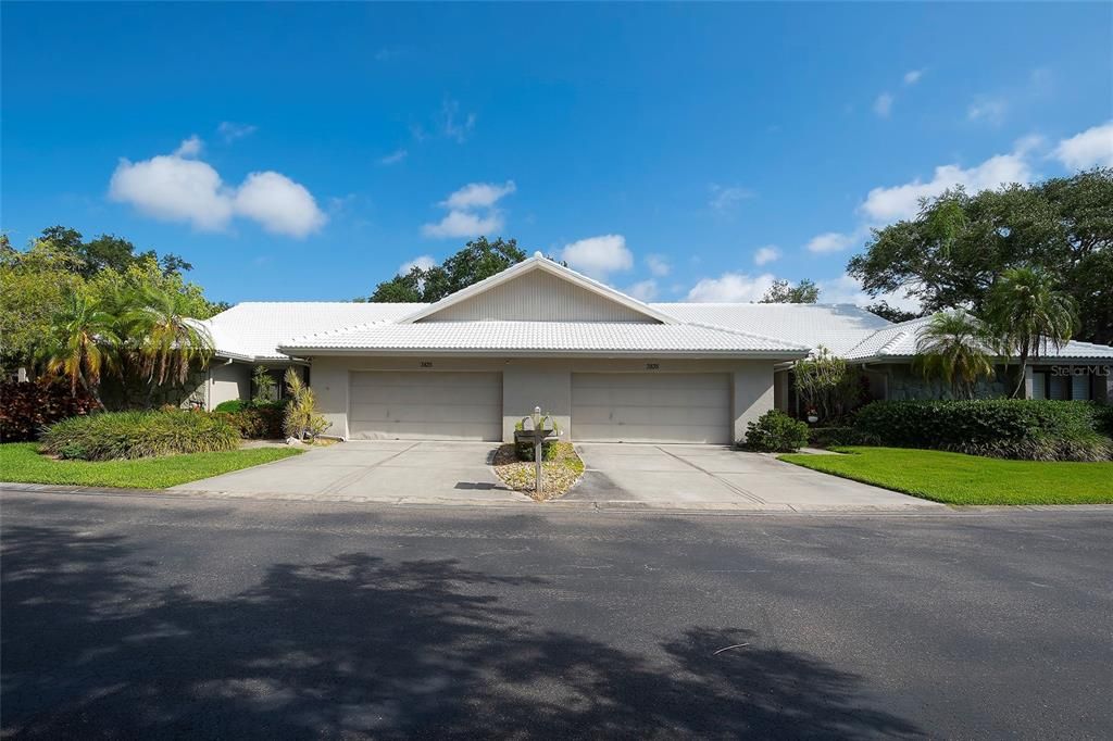 For Sale: $335,000 (3 beds, 2 baths, 2223 Square Feet)