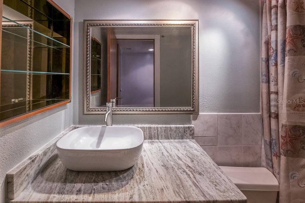 En Venta: $400,000 (3 camas, 3 baños, 1820 Pies cuadrados)