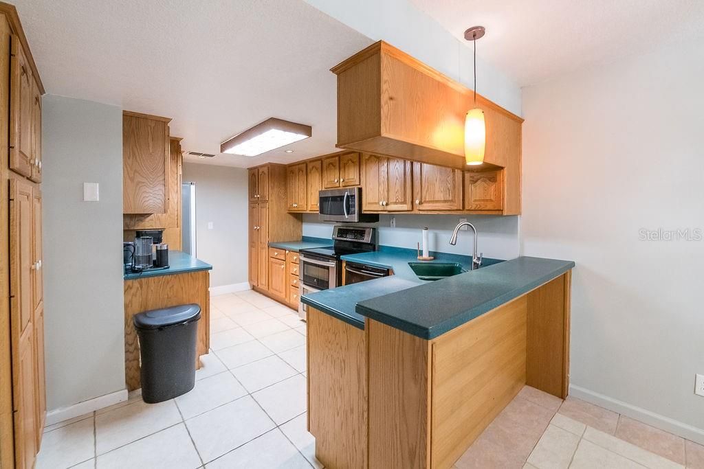En Venta: $400,000 (3 camas, 3 baños, 1820 Pies cuadrados)
