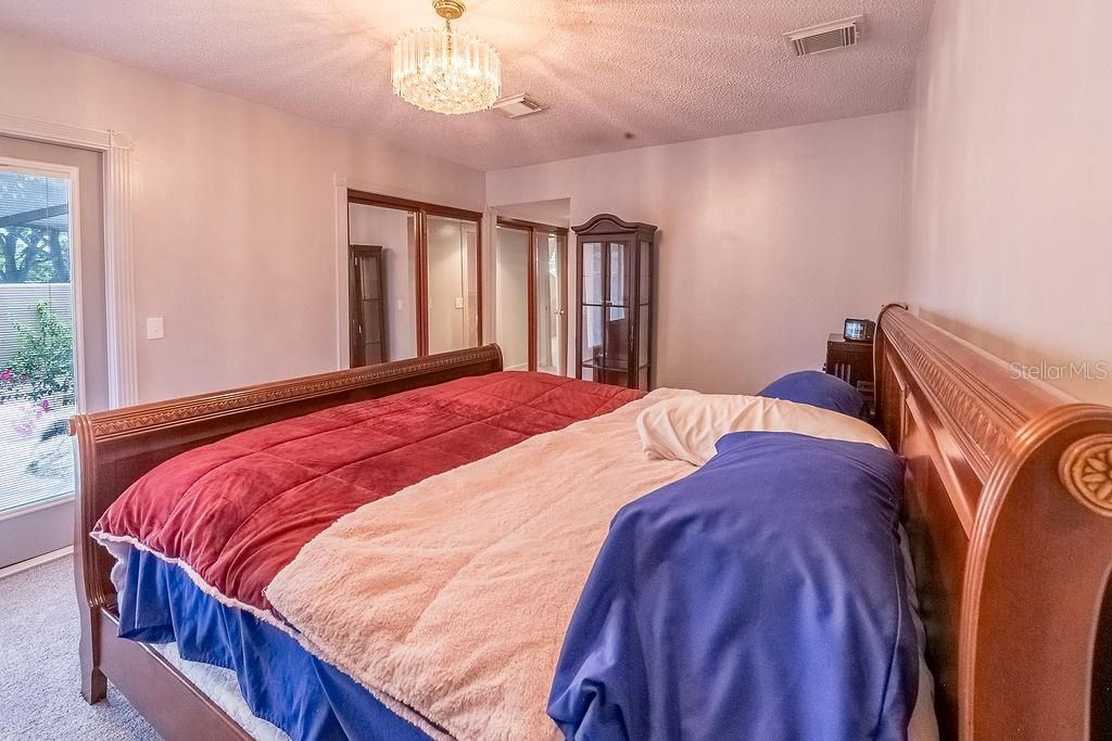 En Venta: $400,000 (3 camas, 3 baños, 1820 Pies cuadrados)