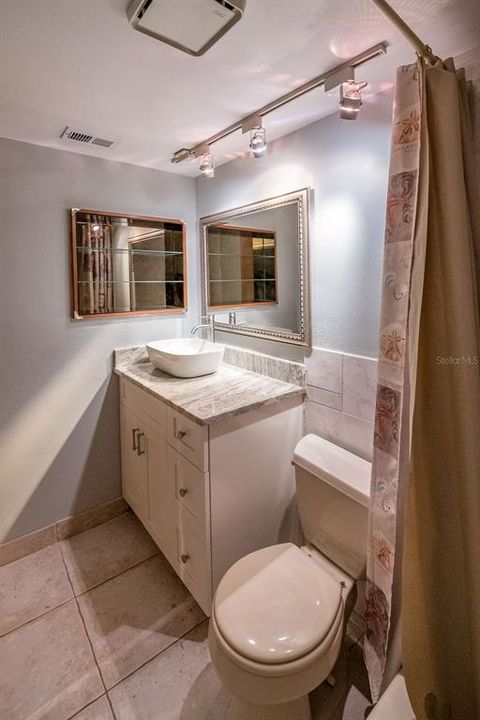 En Venta: $400,000 (3 camas, 3 baños, 1820 Pies cuadrados)
