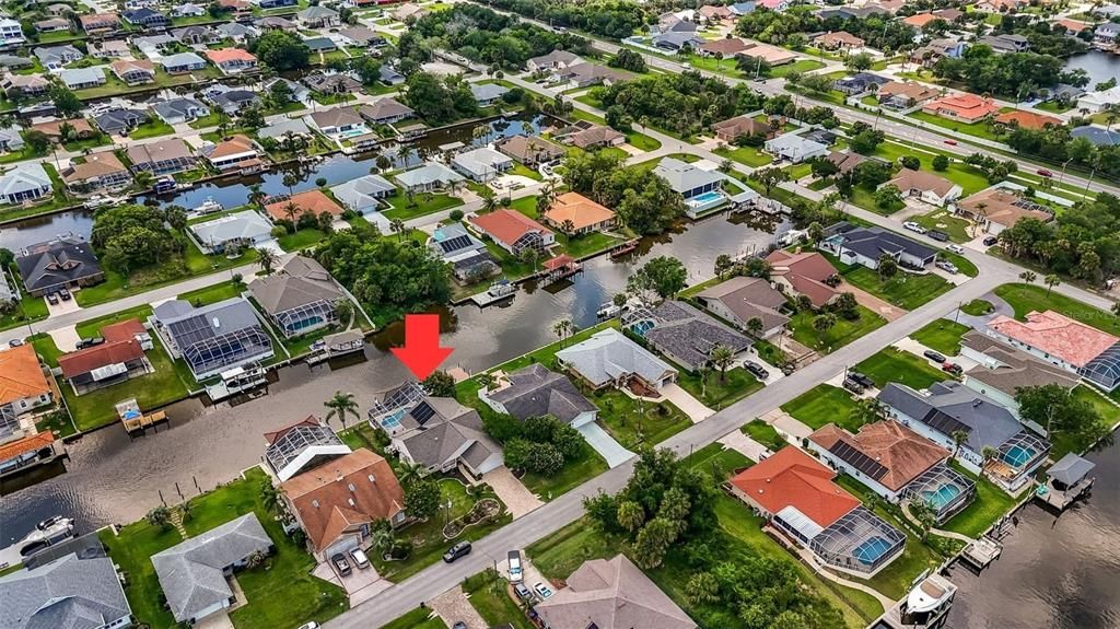 На продажу: $699,000 (3 спален, 2 ванн, 1716 Квадратных фут)