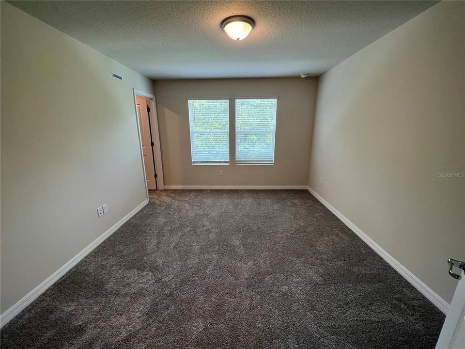 For Rent: $2,199 (3 beds, 2 baths, 1699 Square Feet)