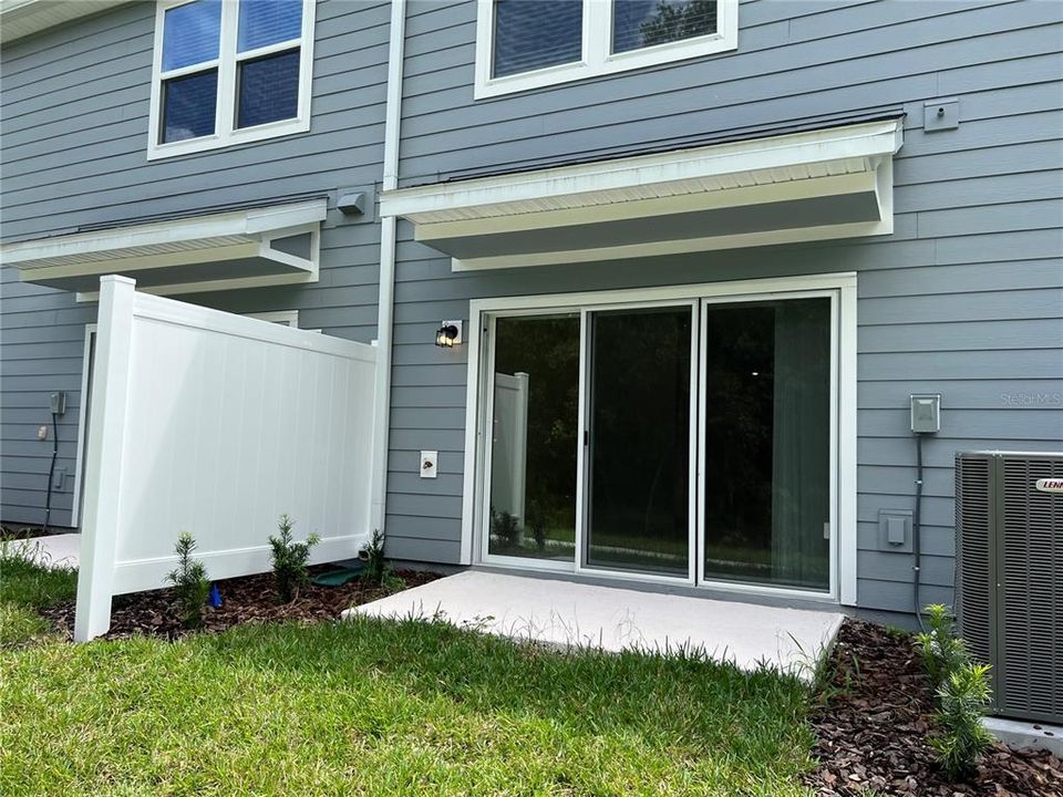 For Rent: $2,199 (3 beds, 2 baths, 1699 Square Feet)