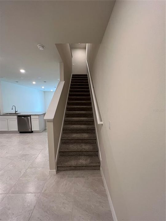 For Rent: $2,199 (3 beds, 2 baths, 1699 Square Feet)