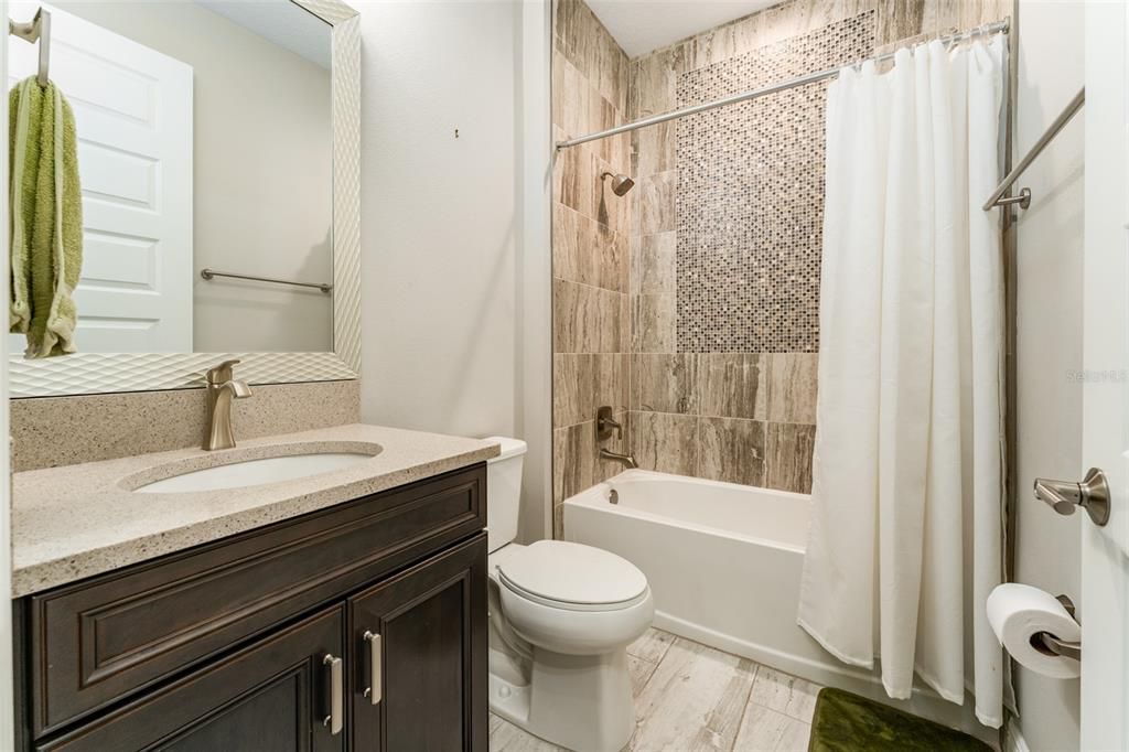 En Venta: $854,900 (5 camas, 4 baños, 3405 Pies cuadrados)