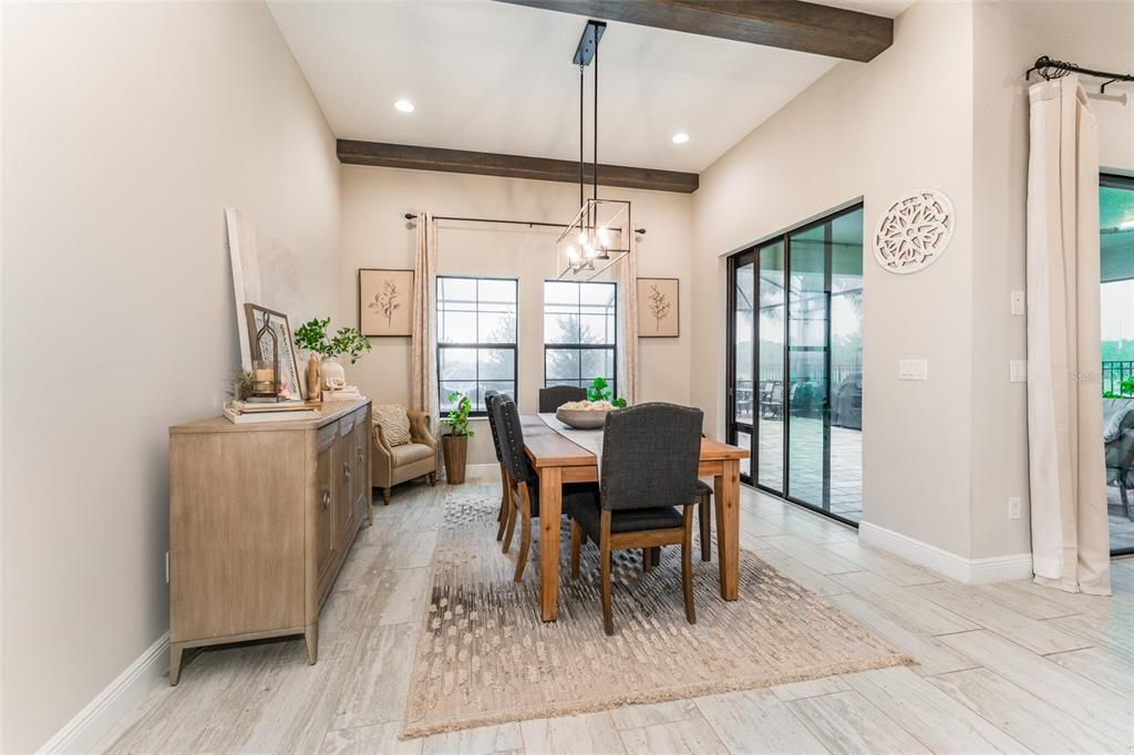 En Venta: $854,900 (5 camas, 4 baños, 3405 Pies cuadrados)
