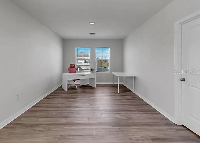 В аренду: $3,200 (5 спален, 3 ванн, 2949 Квадратных фут)