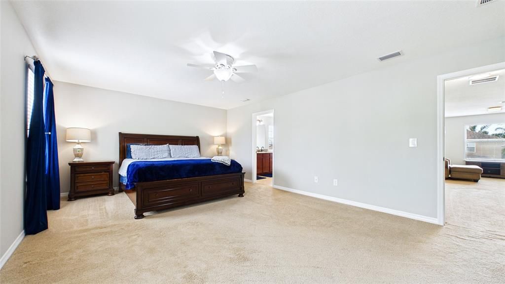 For Sale: $370,000 (4 beds, 2 baths, 2508 Square Feet)