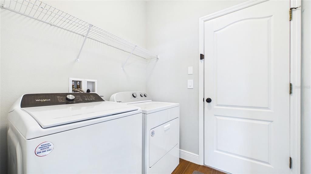For Sale: $370,000 (4 beds, 2 baths, 2508 Square Feet)