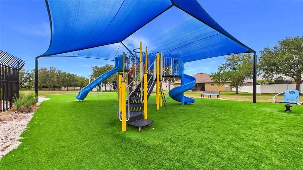 For Sale: $370,000 (4 beds, 2 baths, 2508 Square Feet)