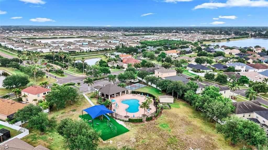 For Sale: $370,000 (4 beds, 2 baths, 2508 Square Feet)