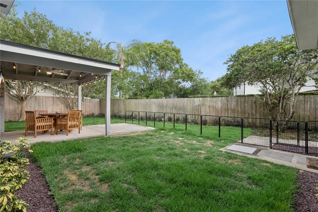 Activo con contrato: $995,000 (4 camas, 4 baños, 3397 Pies cuadrados)