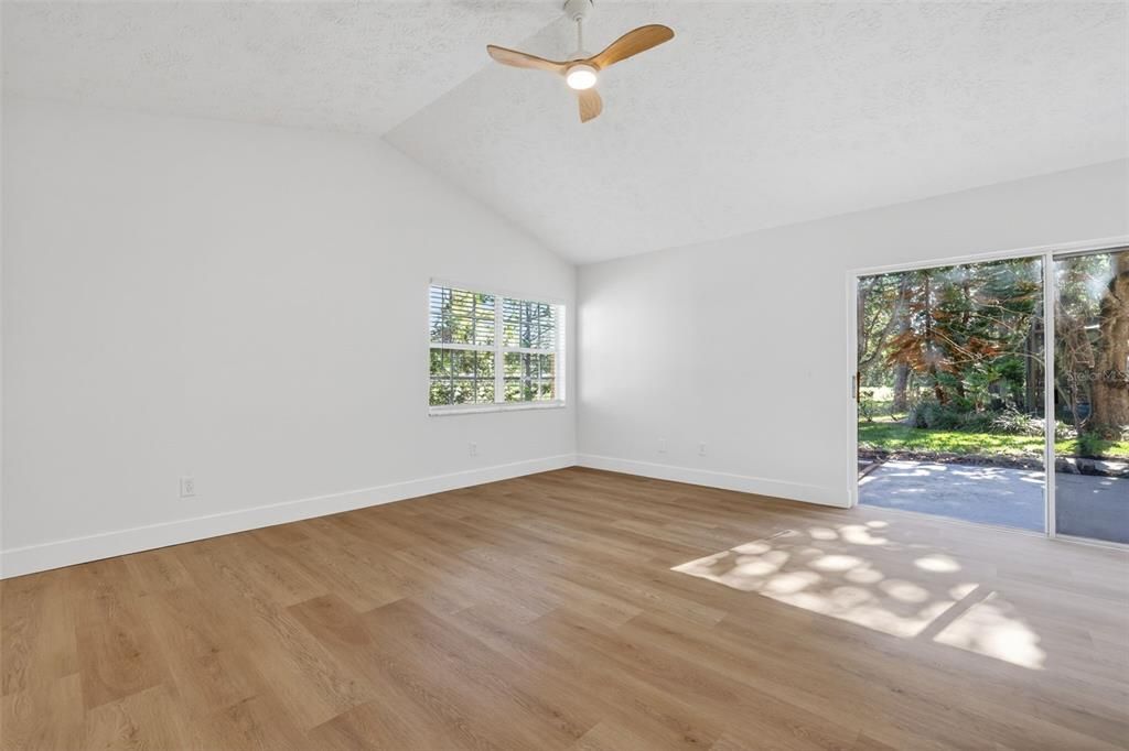 Activo con contrato: $499,900 (4 camas, 2 baños, 2577 Pies cuadrados)