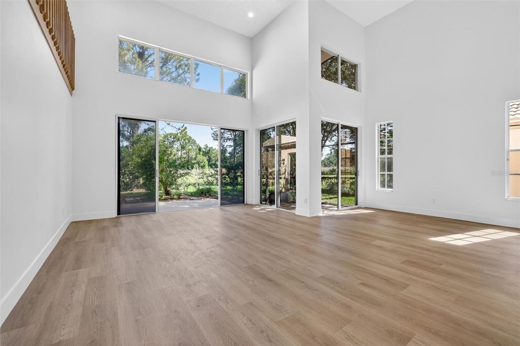 Activo con contrato: $499,900 (4 camas, 2 baños, 2577 Pies cuadrados)