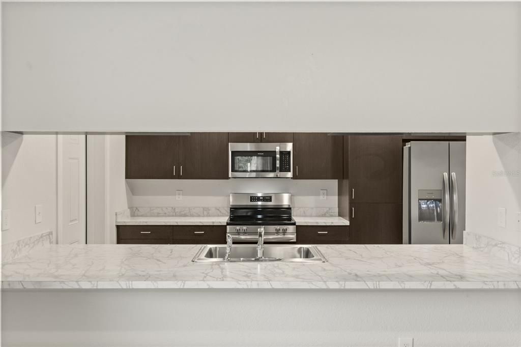 For Sale: $285,000 (3 beds, 2 baths, 1343 Square Feet)