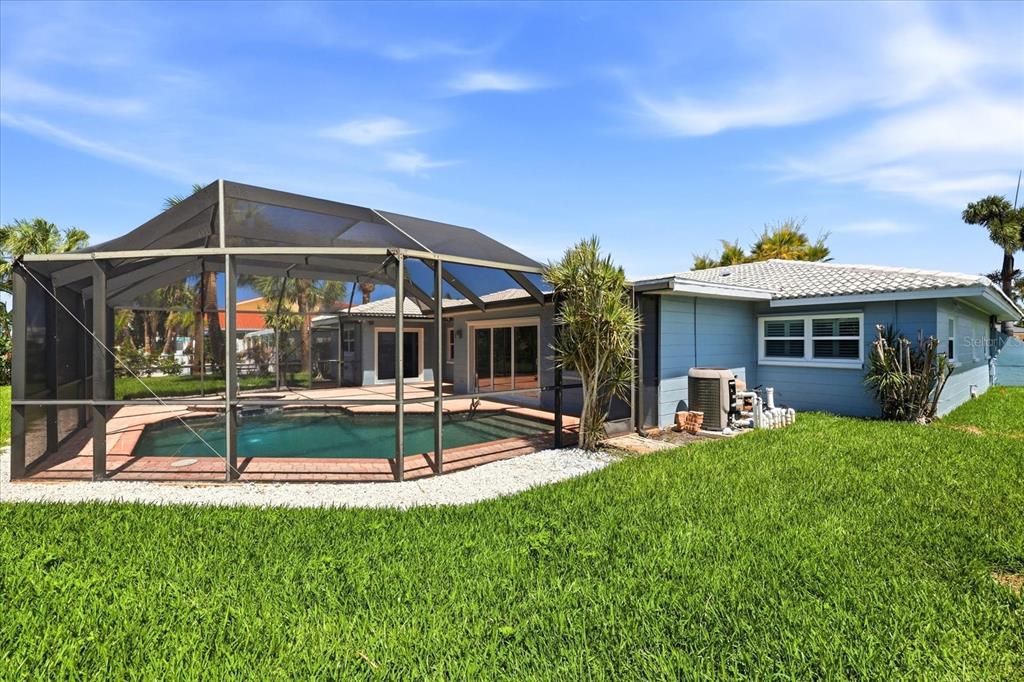 For Sale: $1,125,000 (3 beds, 2 baths, 2159 Square Feet)