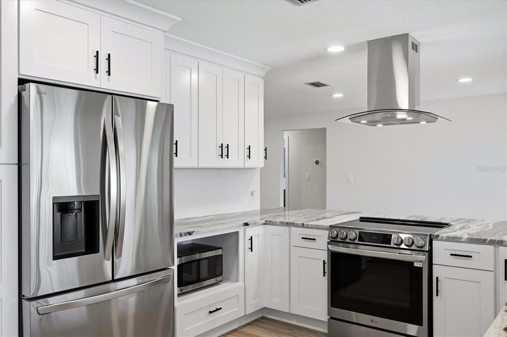 For Sale: $1,125,000 (3 beds, 2 baths, 2159 Square Feet)