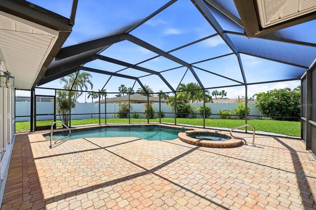 For Sale: $1,125,000 (3 beds, 2 baths, 2159 Square Feet)
