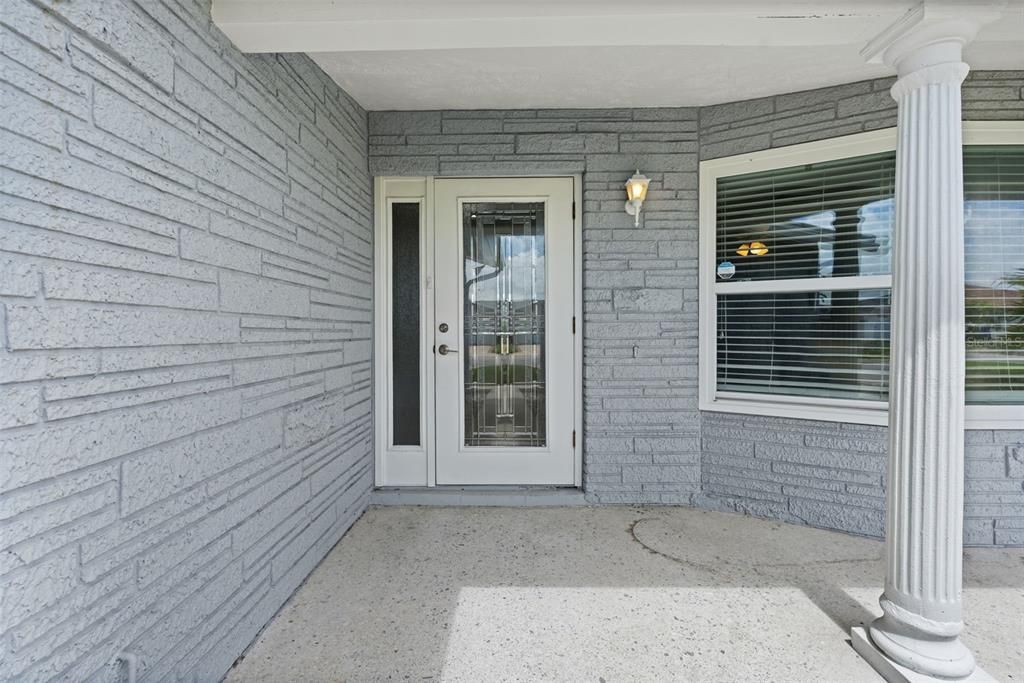 For Sale: $975,000 (3 beds, 2 baths, 2182 Square Feet)