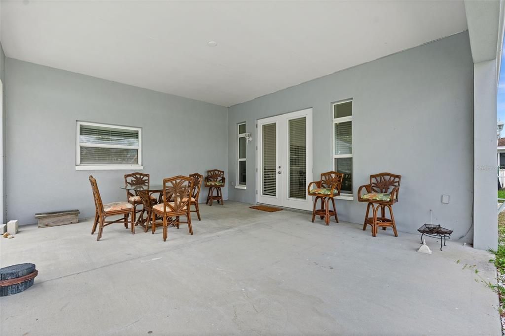 For Sale: $975,000 (3 beds, 2 baths, 2182 Square Feet)