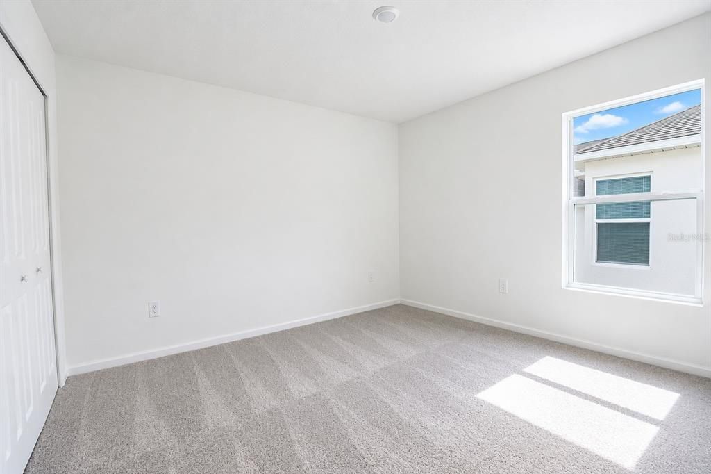 For Rent: $2,050 (4 beds, 3 baths, 2174 Square Feet)