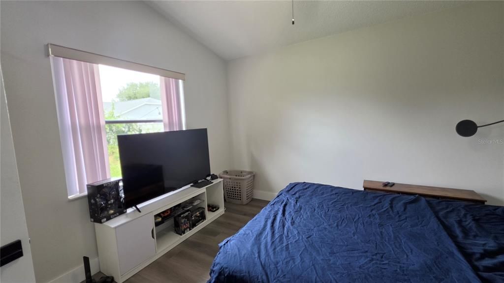 В аренду: $2,550 (4 спален, 2 ванн, 1649 Квадратных фут)