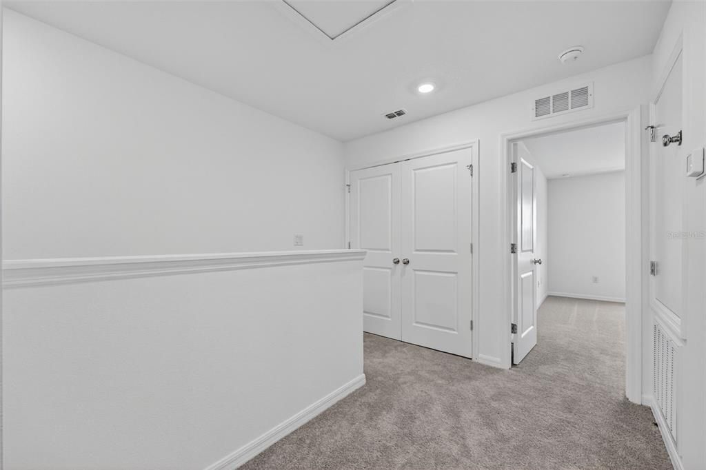 В аренду: $2,400 (3 спален, 2 ванн, 1404 Квадратных фут)