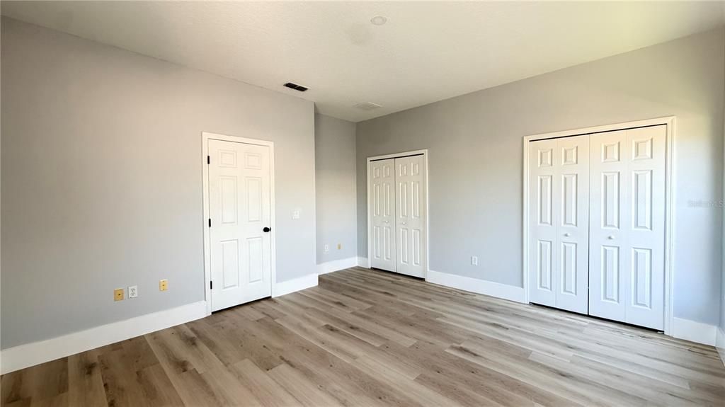 En Venta: $529,990 (5 camas, 3 baños, 3586 Pies cuadrados)